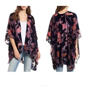Woven Heart Velvet Kimono
